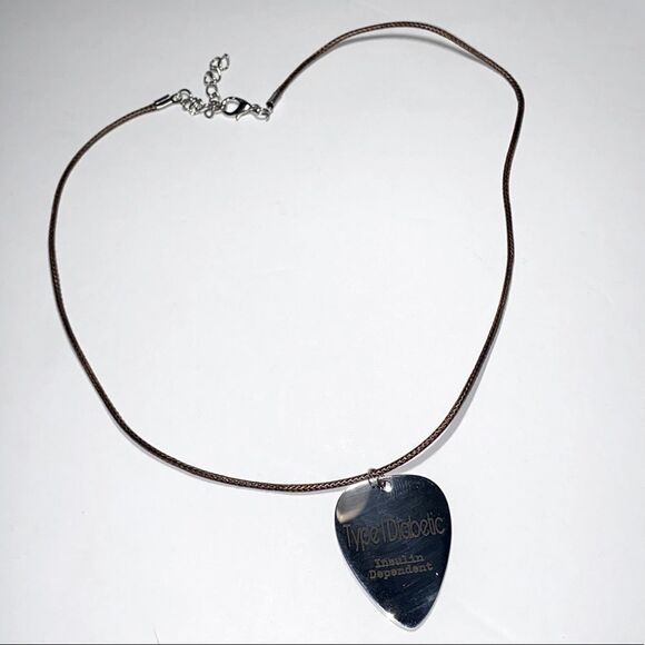 T1D Medical Alert, Guitar Pick Charm & Adjustable Rope, Unisex, NEW - Picture 9 of 11